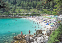 10 Beautiful Budget-Friendly Places to Visit in Greece