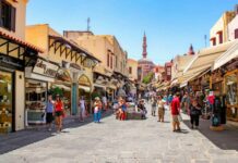 Top 7 Best Greek Islands for Foreigners to Live There Permanently (And Why)