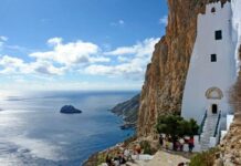 Top 10 Things to Do in the Cyclades Beyond the Beaches